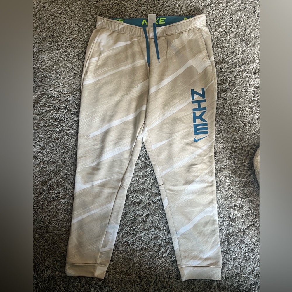 Nike dri fit sweat pants size 2xl